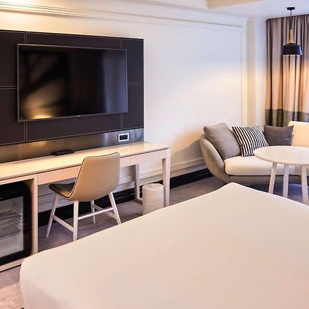 Отель Pullman Cairns International Экстерьер фото